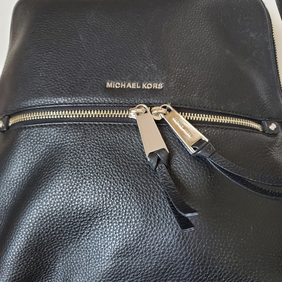 Michael kors pebble leather backpack black silver chain bag WOMEN'S - Picture 11 of 12